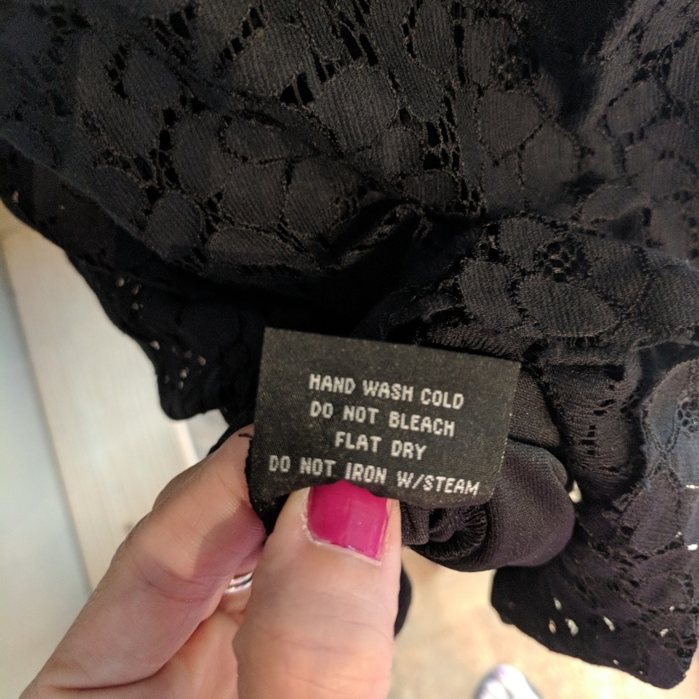 🛍️SOLD🛍️ Zinc black lace overlay babydoll dress - Picture 5 of 8